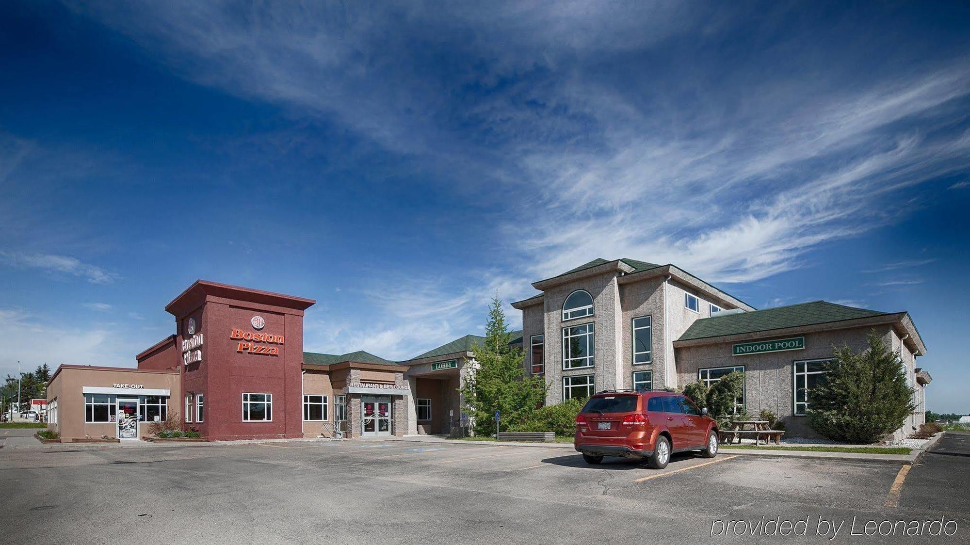 Best Western Of Olds Hotel Exterior photo